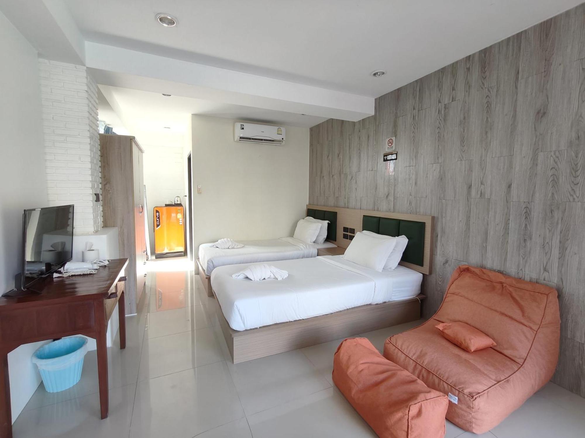 Baankasemsuk hotel 般咔 深宿 Patong 外观 照片