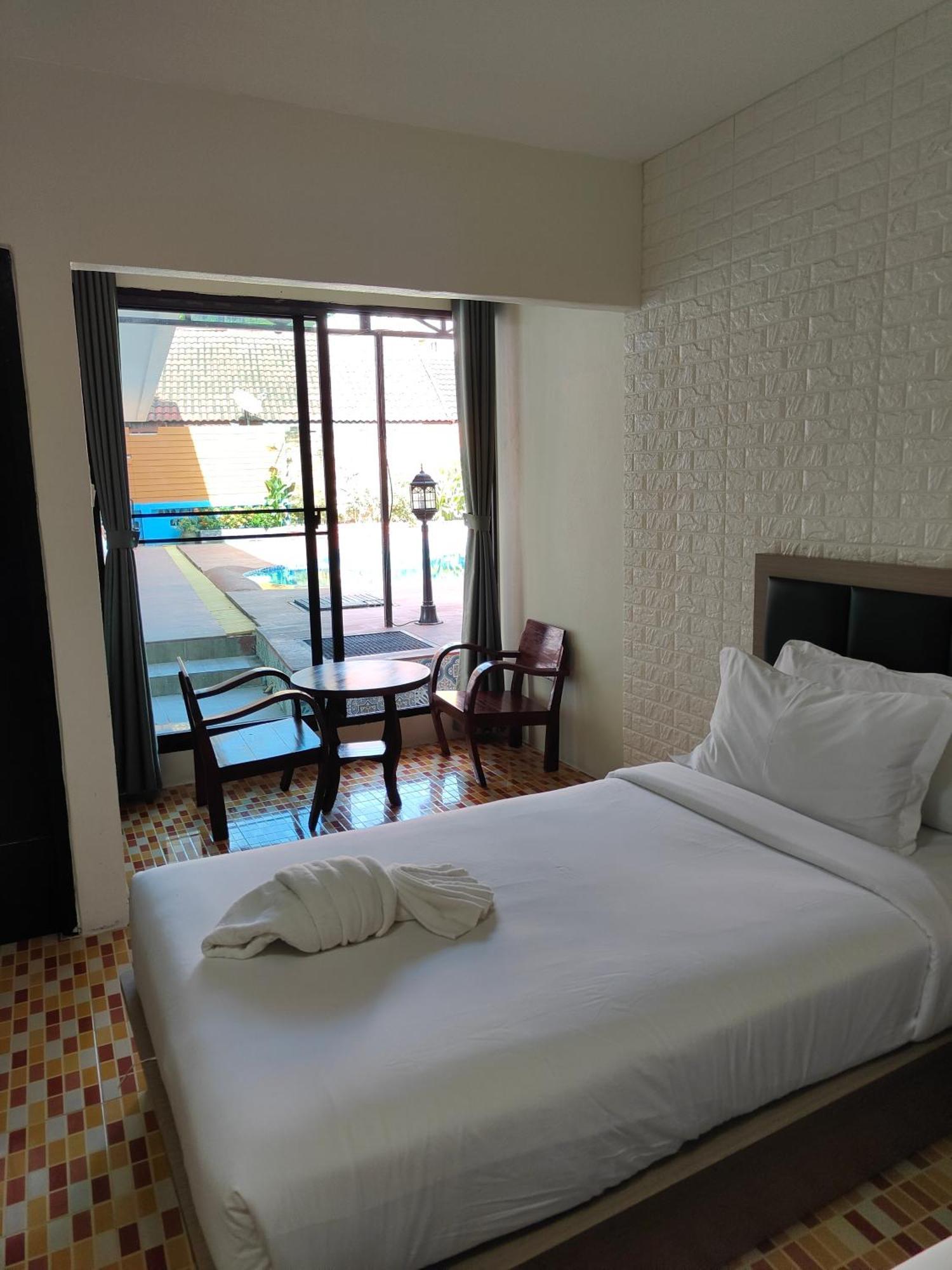 Baankasemsuk hotel 般咔 深宿 Patong 外观 照片