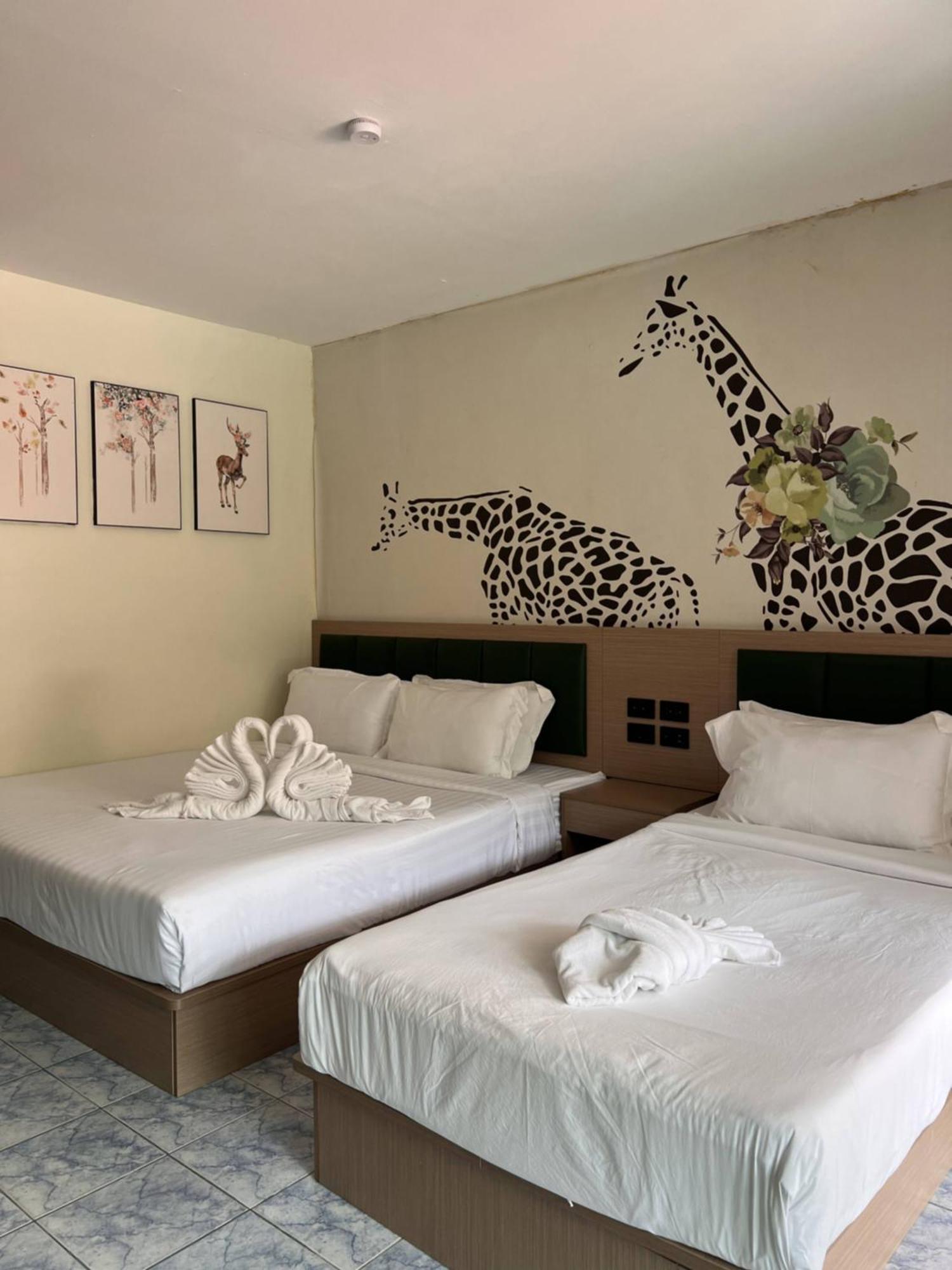 Baankasemsuk hotel 般咔 深宿 Patong 外观 照片